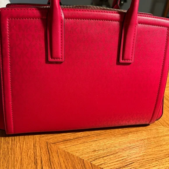 New Michael Kors Cherry Red Satchel - Picture 6 of 15